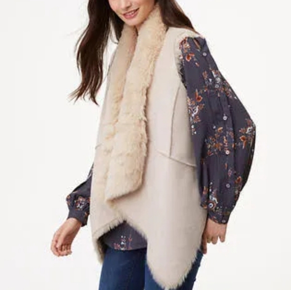 Loft Faux Leather Tan Cream Neutral Outerwear Shawl Cascade Open Vest Size M